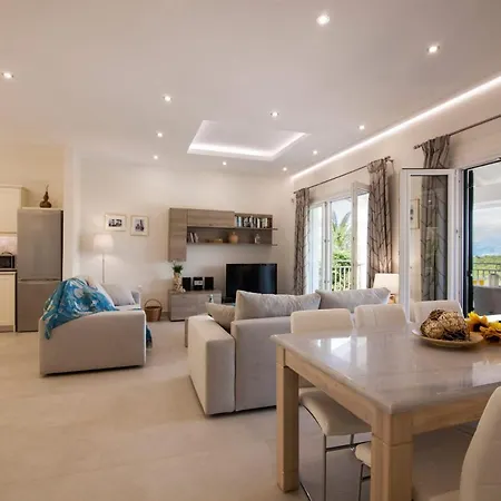 Villa Petra By
